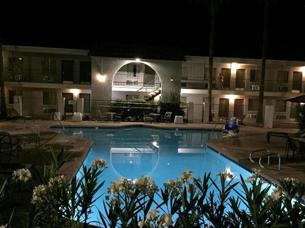 Extend A Suites Phoenix فينيكس المظهر الخارجي الصورة